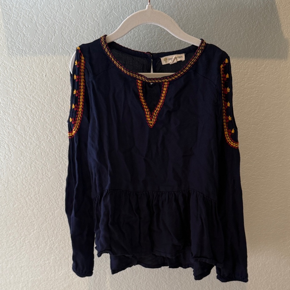 Tucker + Tate Girls Top Size 7/8 Navy Embroidered Boho Cold Shoulder Blouse